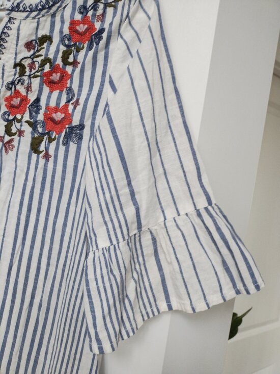 Embroidered 100% cotton bell 3/4 sleeve pullover tunic - Picture 2 of 7